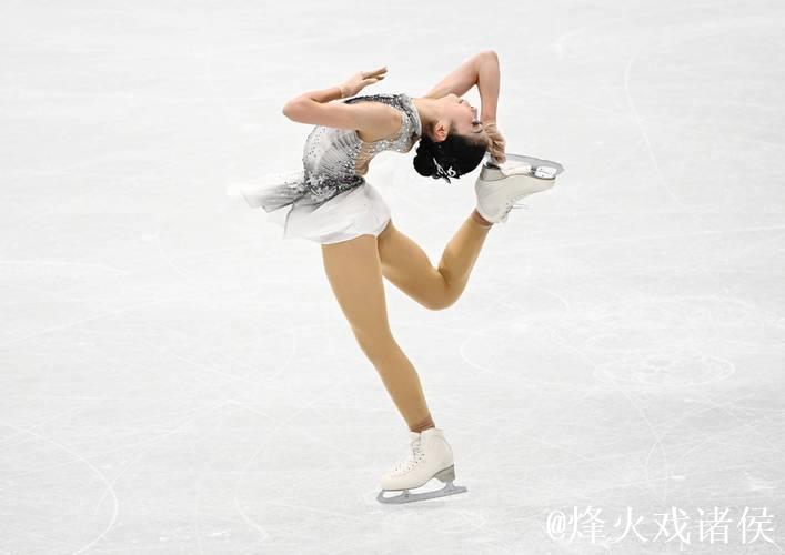 张瑞阳发挥亮眼 中国队赢得女子单人滑冬奥资格 张瑞阳发挥亮眼 中国队赢得女子单人滑冬奥资格